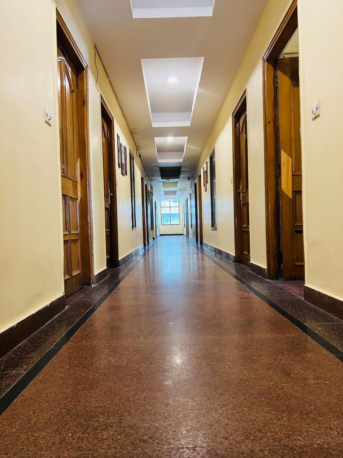Hotel Kalinga Grand - Luxury Comfort !! Travellers Delight !! Budget Friendly !! Prime Location !! Guest Favourite Manali  Exterior photo