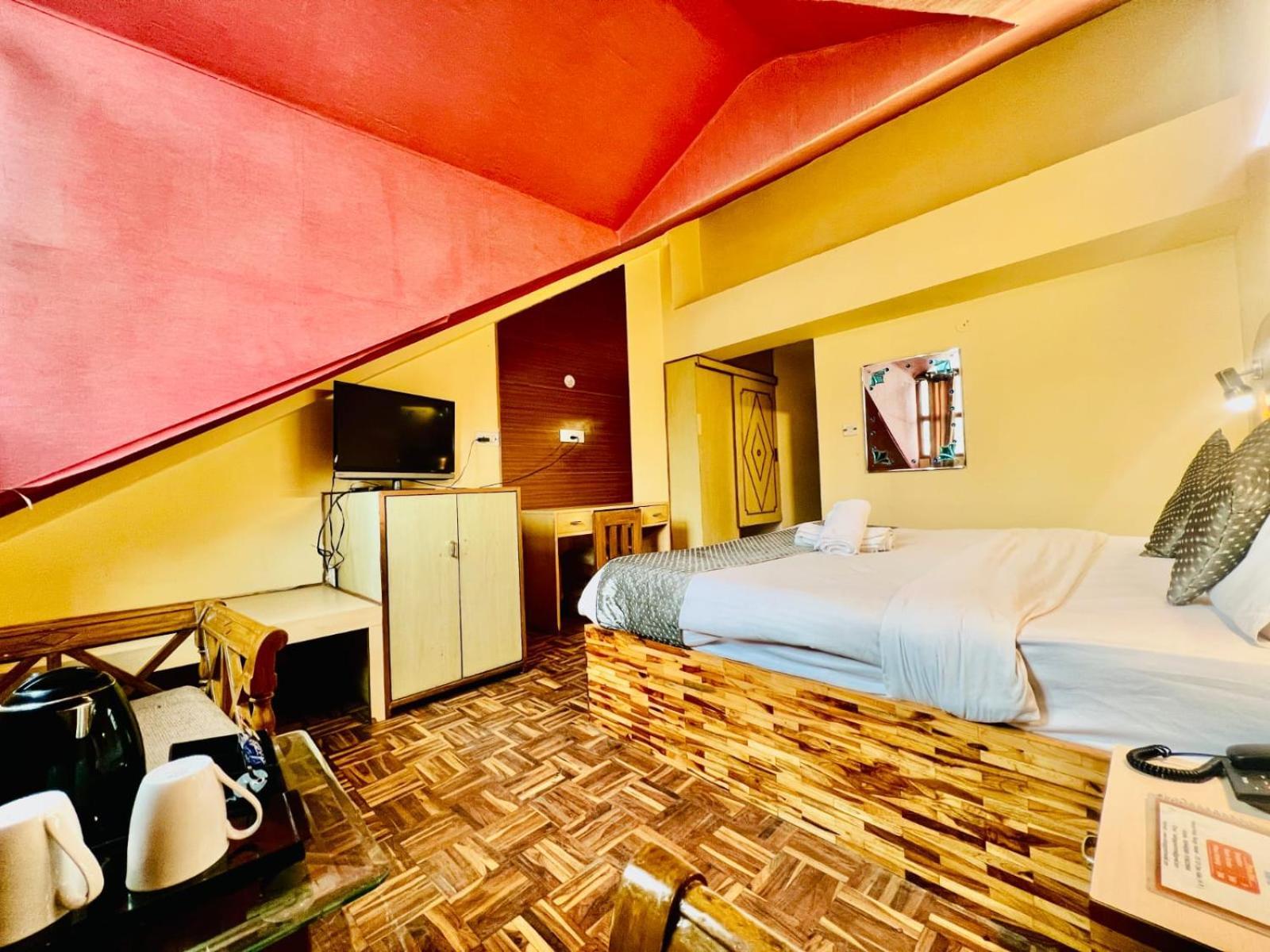 Hotel Kalinga Grand - Luxury Comfort !! Travellers Delight !! Budget Friendly !! Prime Location !! Guest Favourite Manali  Exterior photo